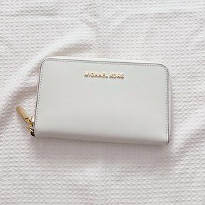 Michael Kors Leather Continental Wristlet